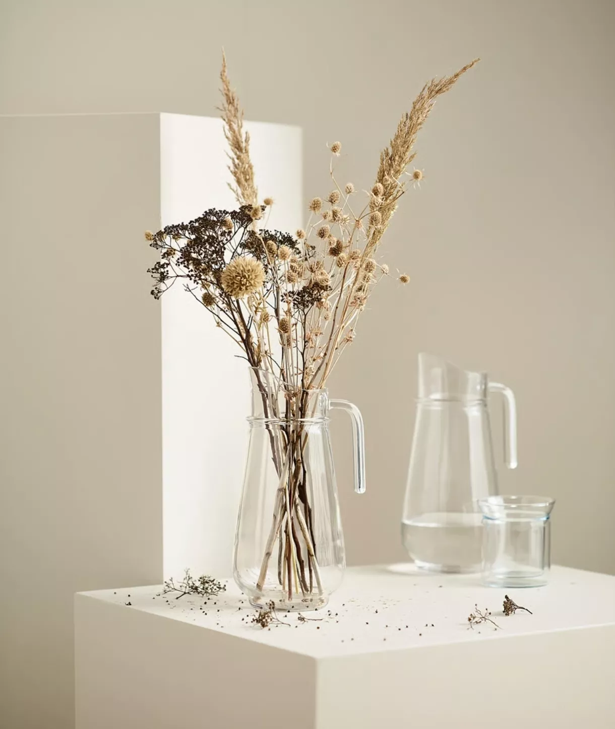 džb&aacute;n karafa svatba půjčovna catering Liberec